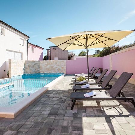 Apartman Laura Вир Экстерьер фото