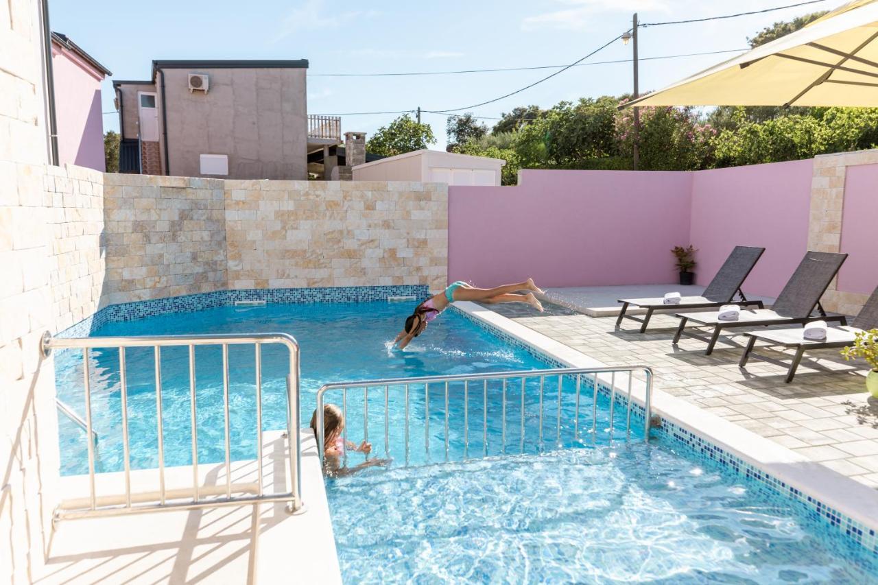 Apartman Laura Вир Экстерьер фото