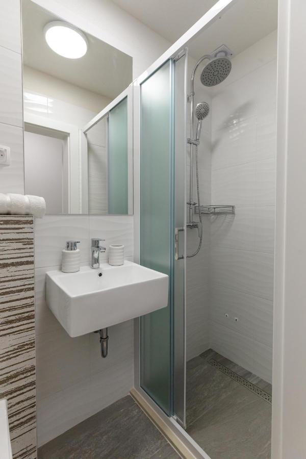 Apartman Laura Вир Экстерьер фото